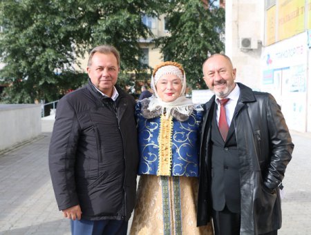 Виктор Павленко принял участие в открытии Маргаритинской ярмарки