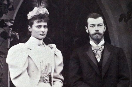 Северодвинский священник: Учитесь любви у Николая II и его супруги