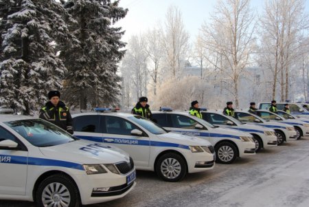 Они не подпрыгивали! Автоинспекция Архангельской области получила ключи от нового спецтранспорта