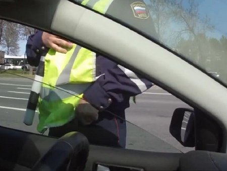 В Онеге пьяный водитель угрожал расправой над сотрудниками ГИБДД