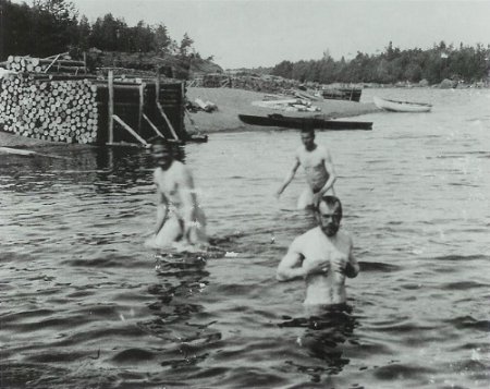 купание голых пионеров