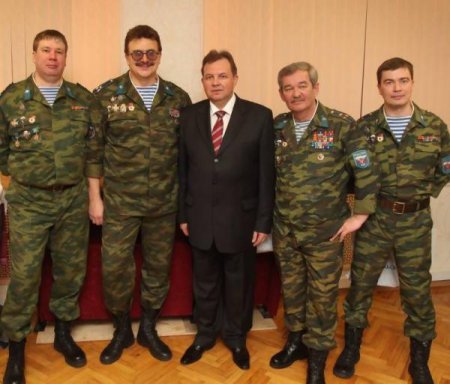 Виктор Павленко: Ничто не способно сломить боевой дух десантника и его веру в победу
