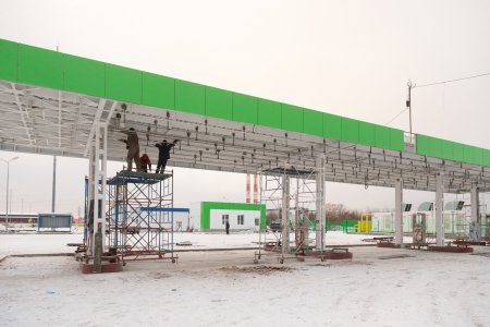 Дмитрий Морев презентует новую газозаправочную станцию в Архангельске