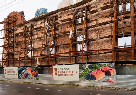 На пивзаводе купца Суркова в Архангельске ведется облагораживание стен