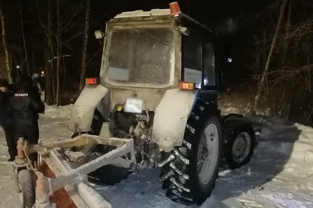 Под самый Новый год в Архангельске угнали трактор