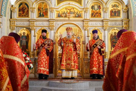 Митрополит Корнилий совершил литургию в Северодвинске