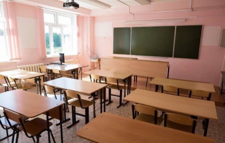 В Архангельской области капремонт школ проверяет "партийный десант"