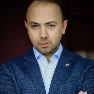 Дело архангельского адвоката-мошенника Тагирова передано в суд