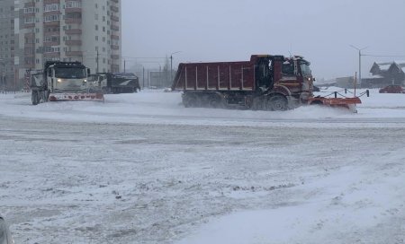 Северодвинск ведет суровую борьбу со снегом