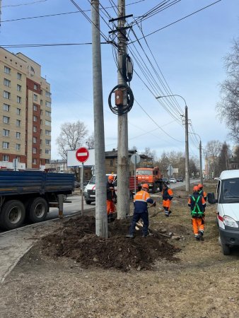 В Архангельске идет интенсивная замена опор уличного освещения