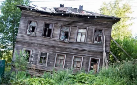В Архангельске обсудили ситуацию с никому не нужной недвижимостью