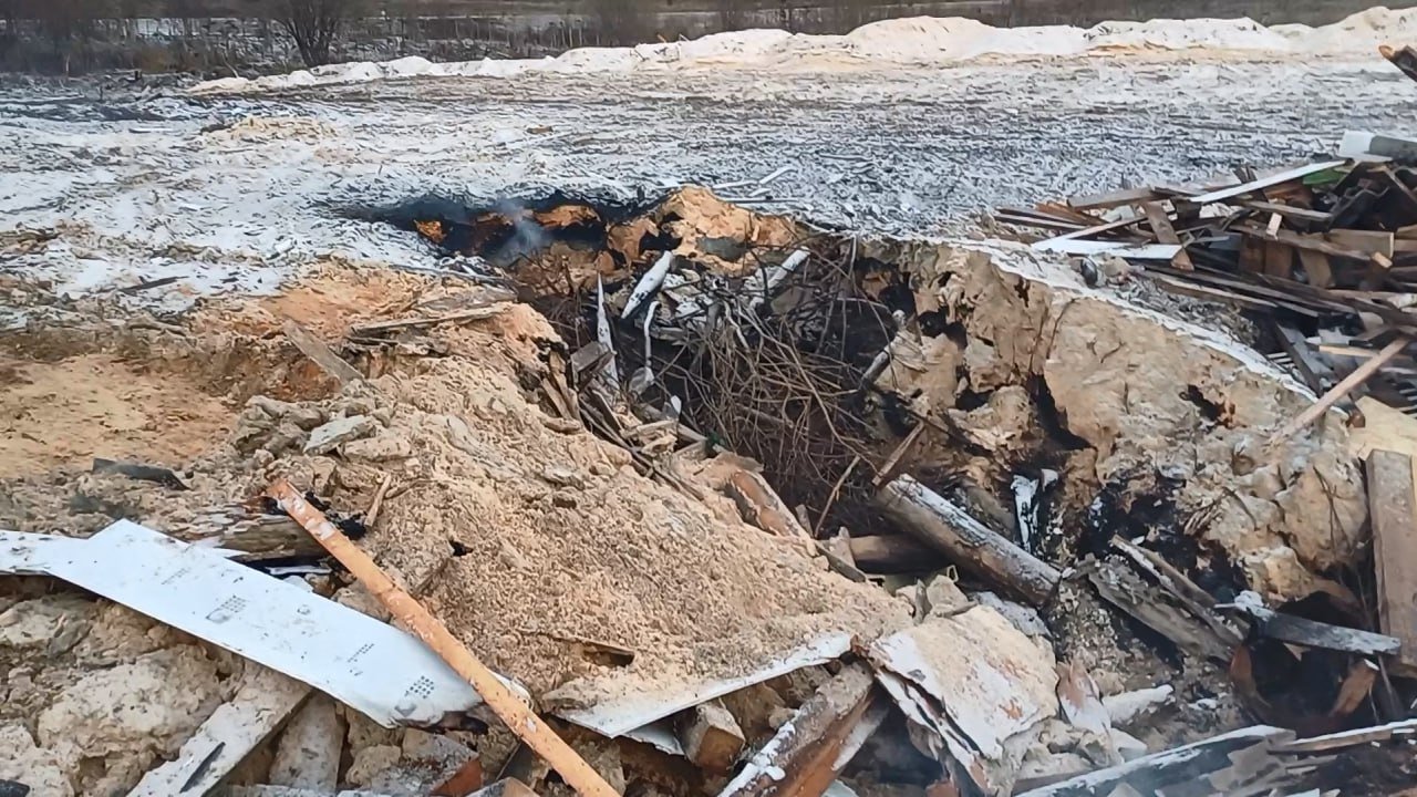 Незаконная свалка отравляет жизнь селянам Плесецкого округа